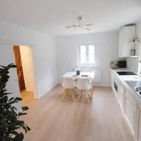 בית נופש Ferienhaus Sonnenhang Ganzes Haus Fuer Familien Und Kleine Gruppen Bis Zu 7 Personen Mit Parkplatz Und Wlan