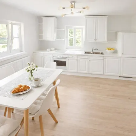 Ferienhaus Sonnenhang Ganzes Haus Fuer Familien Und Kleine Gruppen Bis Zu 7 Personen Mit Parkplatz Und Wlan Selzthal