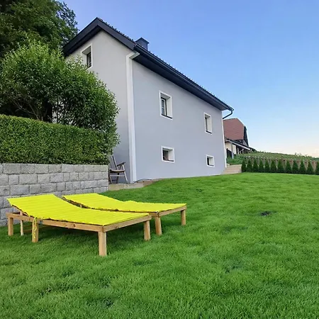 בית נופש Ferienhaus Sonnenhang Ganzes Haus Fuer Familien Und Kleine Gruppen Bis Zu 7 Personen Mit Parkplatz Und Wlan Selzthal